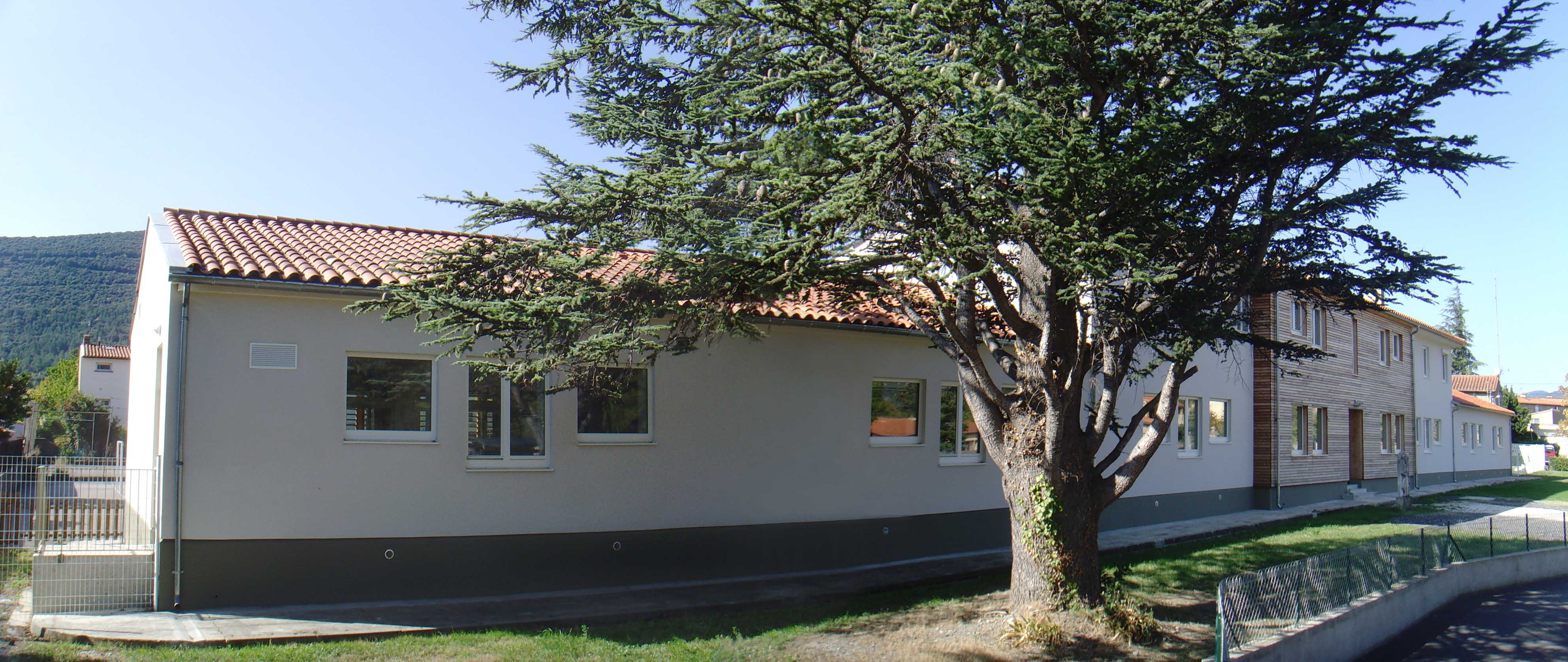 GROUPE SCOLAIRE
J.J. MORER
ECOLE_Caudies/photos/13.jpg