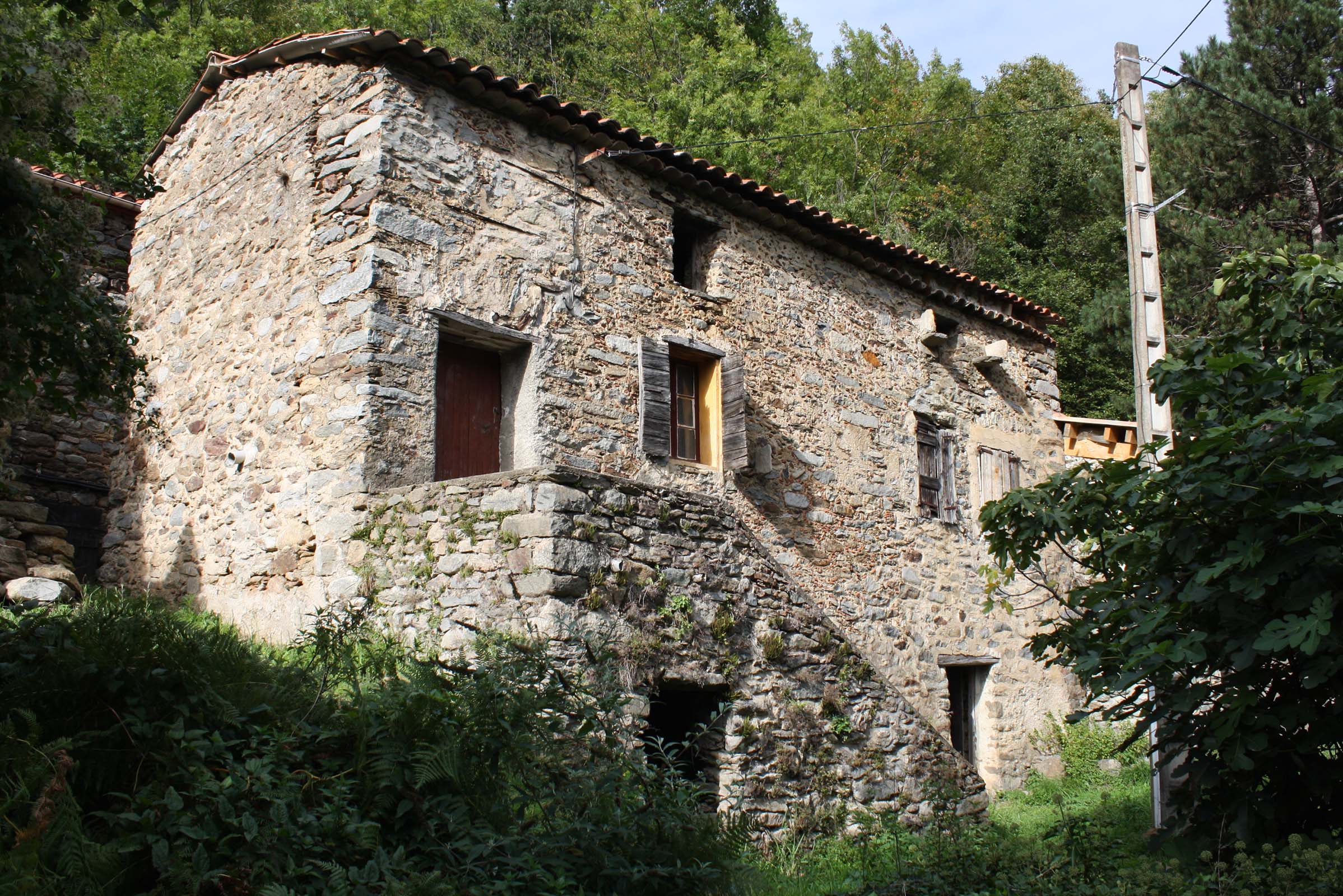 MAISON LB
ET ANNEXES
LEDUC_Valmanya/photos/03.jpg
